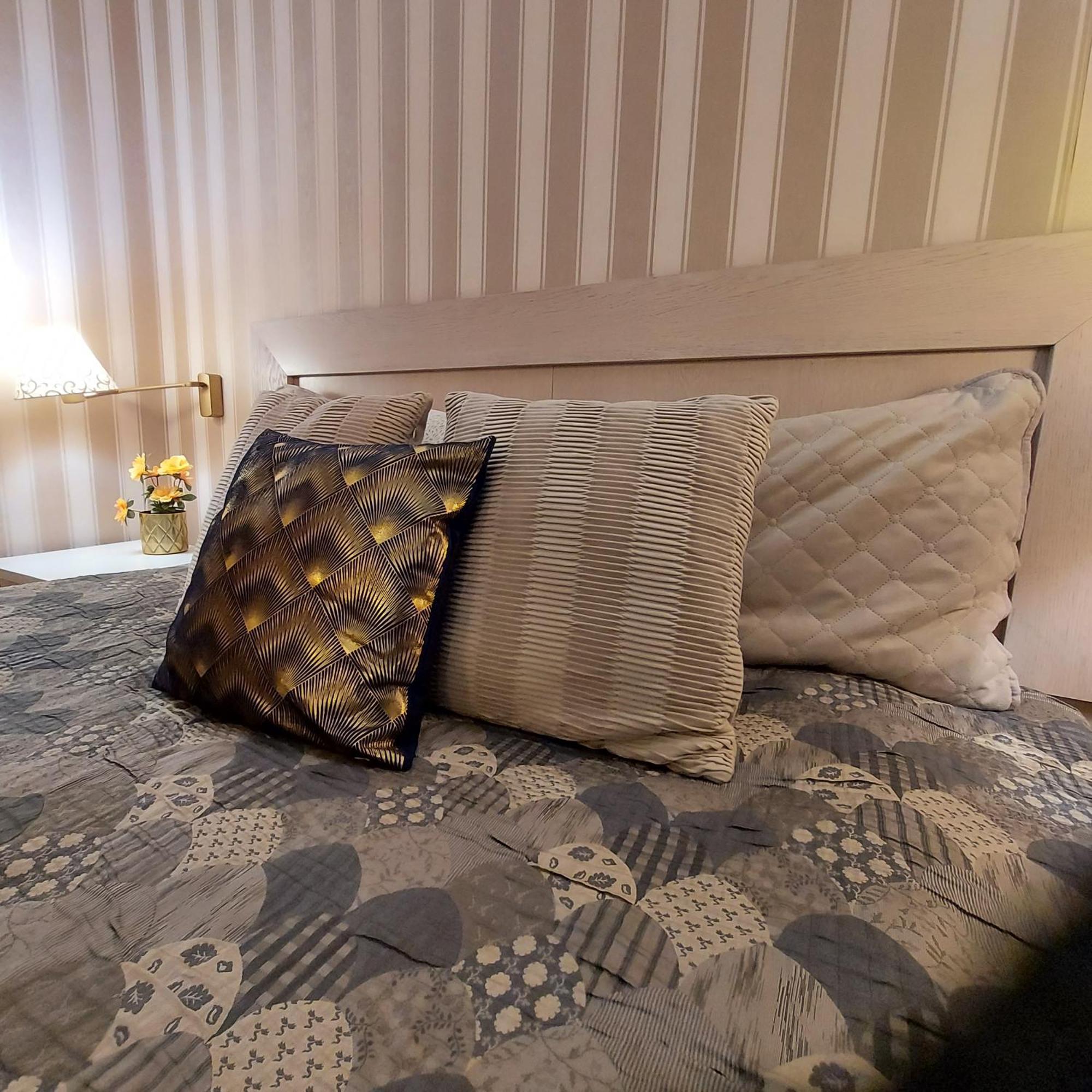 Las Vegas Rooms Вилнюс Екстериор снимка